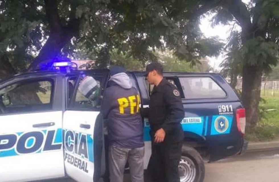 El dealer fue detenido con 15 gramos de cocaína y $350 pesos en su poder.
