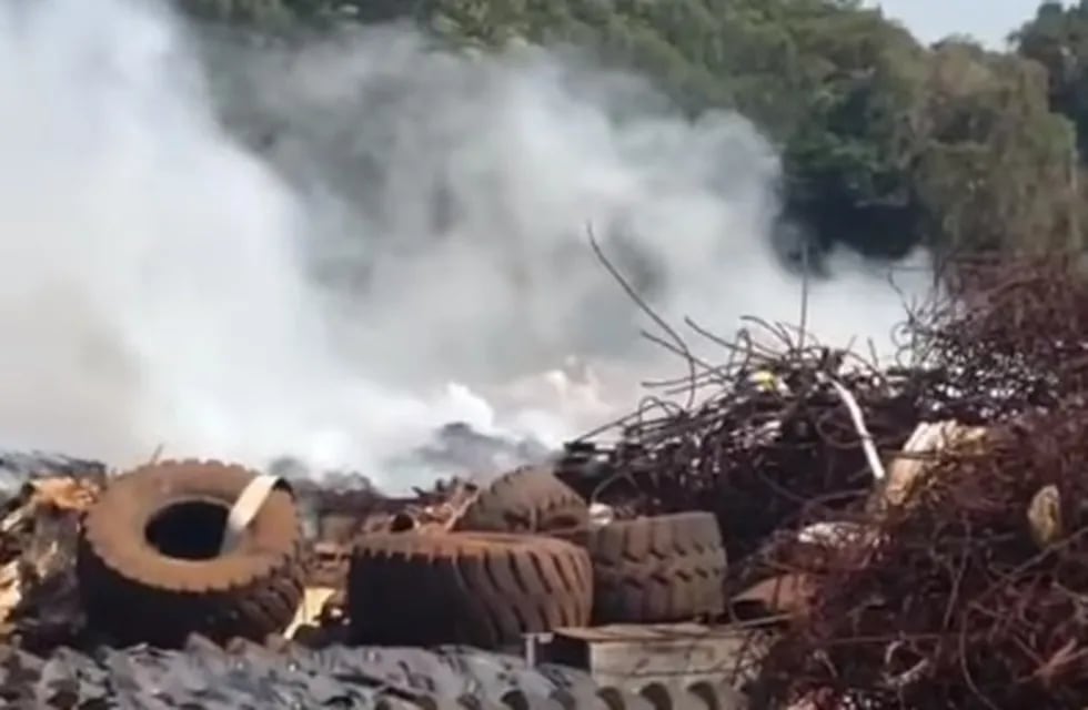 Incendio en el Parque Industrial de Puerto Rico casi causa una tragedia.