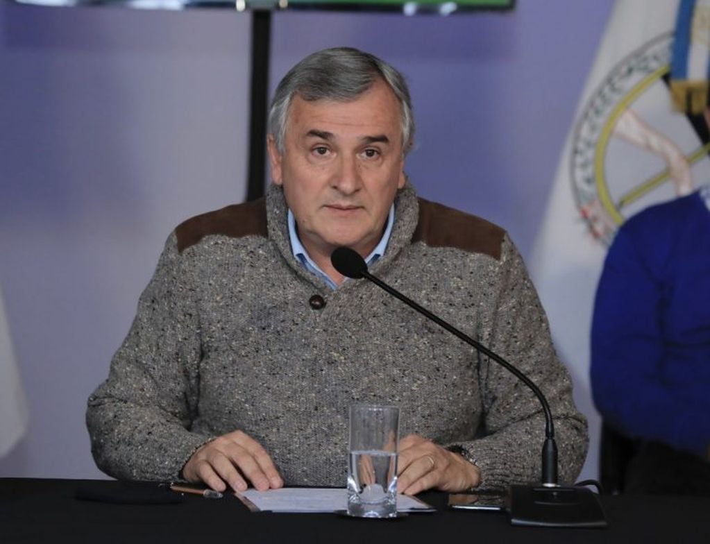 “Seguimos confirmando buenos datos”, enfatizó el gobernador Morales y remarcó que "en este escenario favorable" se amplía en Jujuy las medidas de flexibilización, autorizando más actividades sociales.
