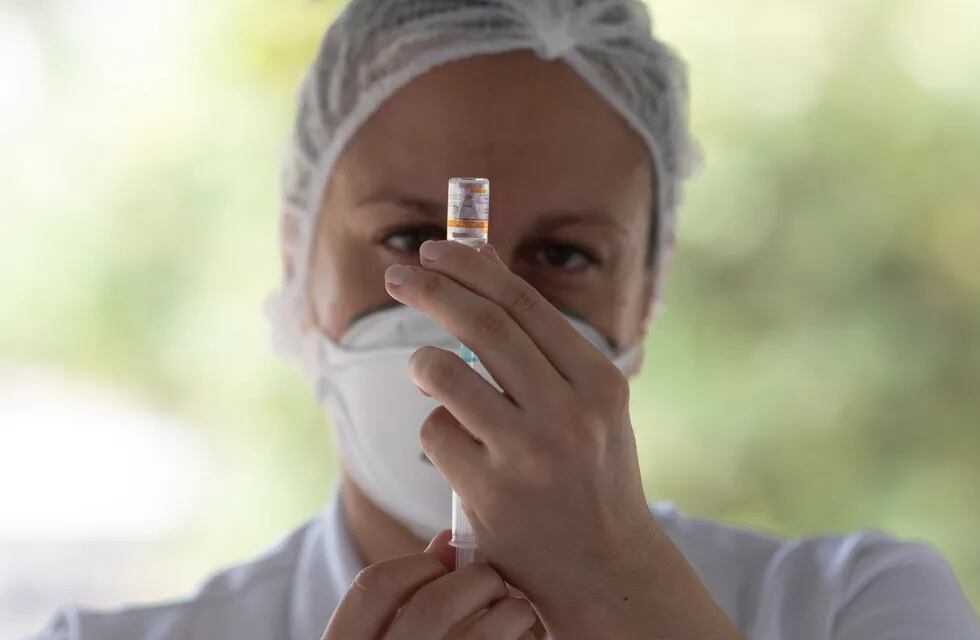 La UE admite errores en la estrategia para la compra de vacunas contra el coronavirus.