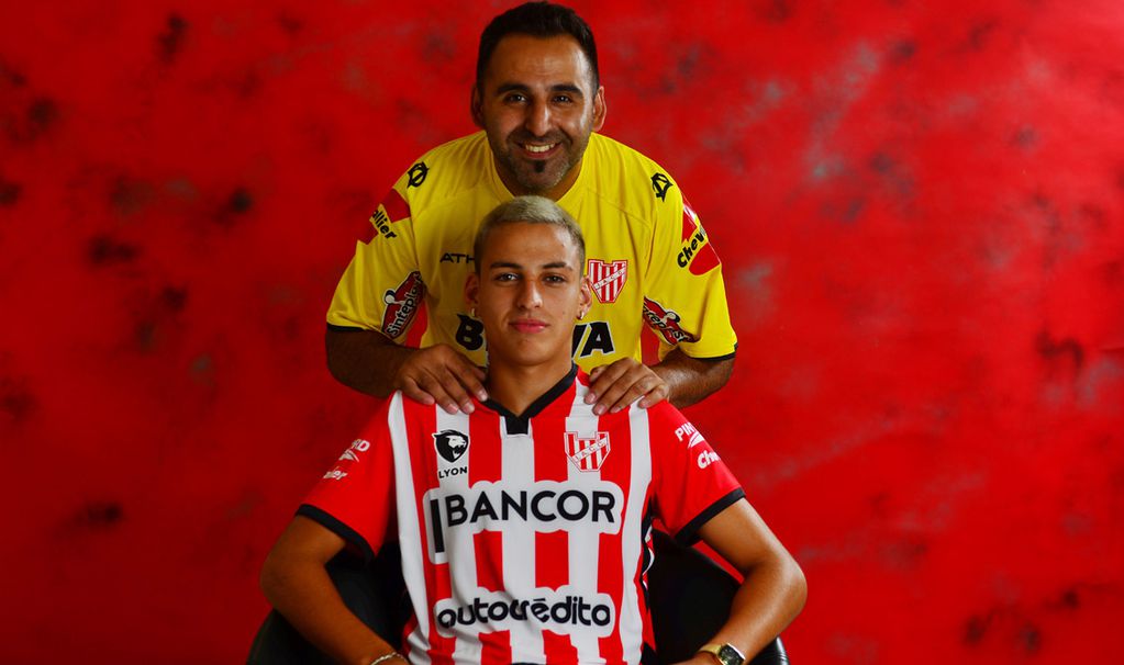 Ezequiel y Jeremías Lázaro, pasado, presente y futuro para el fútbol de Instituto (Foto: Nicolás Bravo / La Voz).