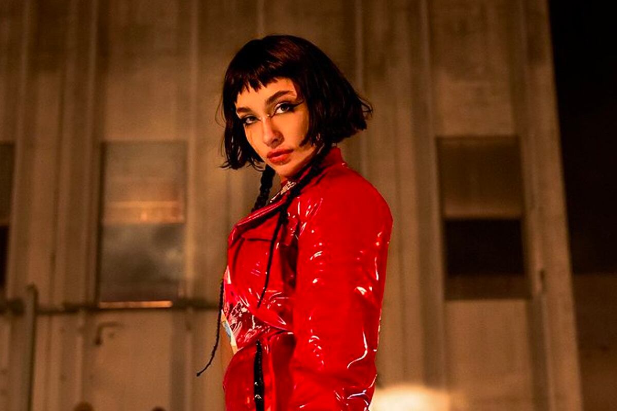 María Becerra estrena “Automático”, un reggaetón vieja escuela