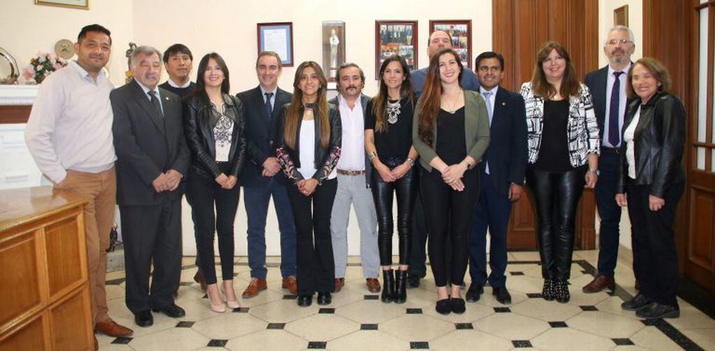 El Consejo Directivo del Colegio de Abogados y Procuradores de Jujuy, que preside el Dr. Fernando Zurueta.