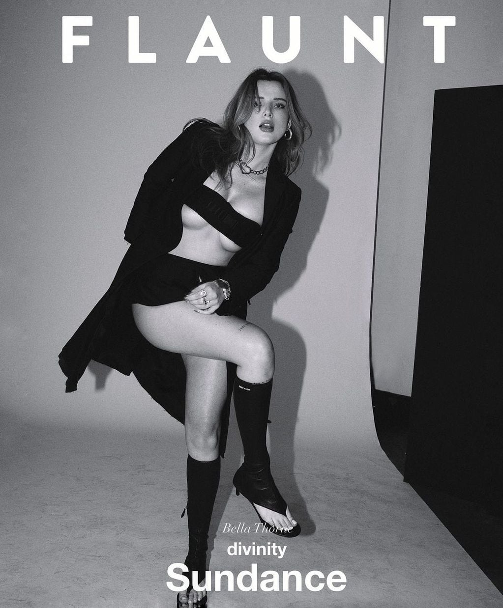Bella Thorne fue portada de la revista Flaunt, oriunda de Hollywood y especializada en moda y cultura.