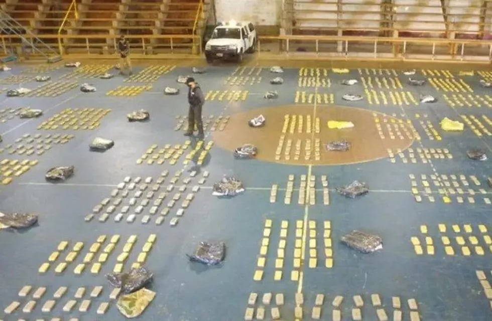 Montecarlo: Prefectura secuestró alrededor 81 bultos con 2305 panes de marihuana