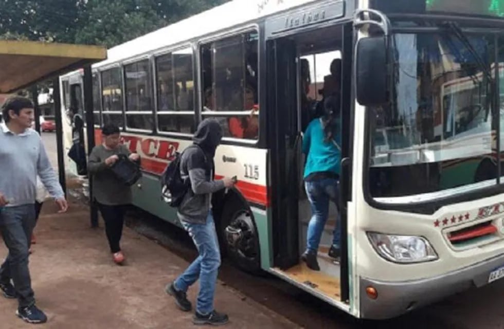 Sin servicio de transporte público en Eldorado.