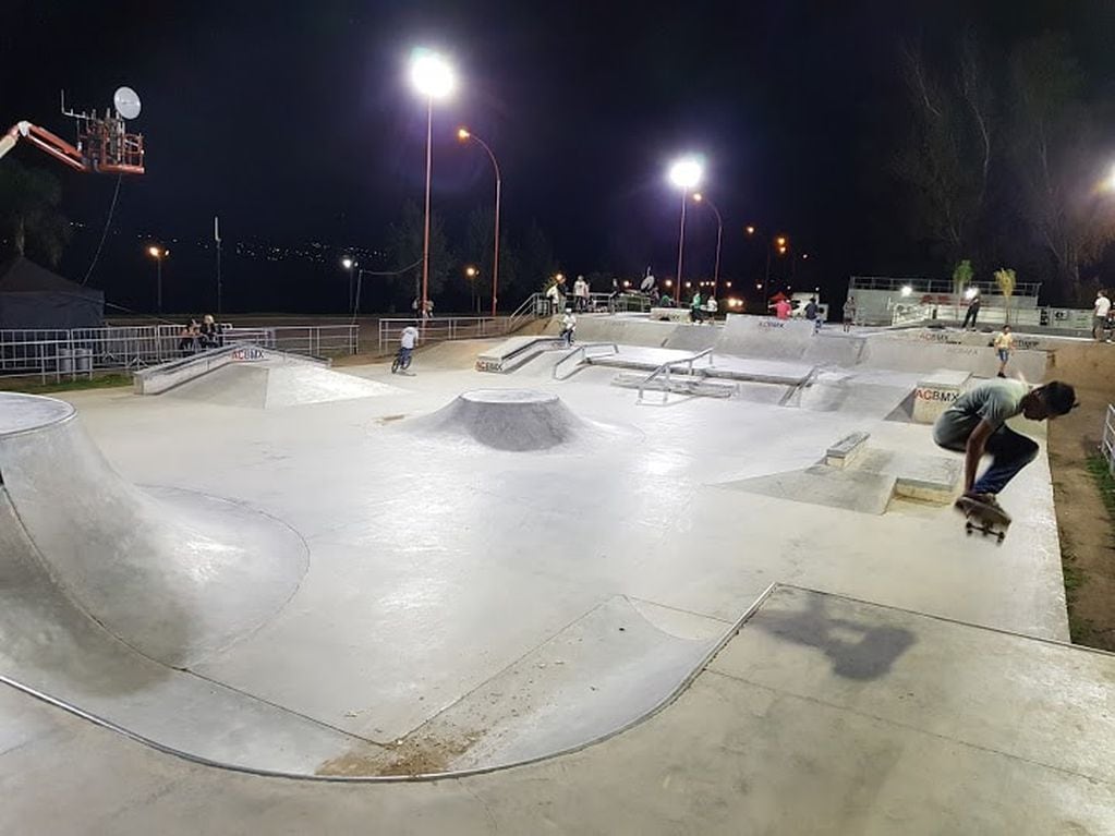 Circuito de Skateboard y BMX Freestyle en Carlos Paz.