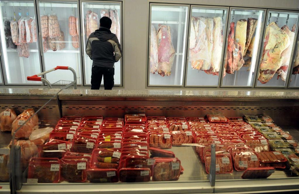 El campo anuncia un paro de ocho días por el cierre de las exportaciones de carne