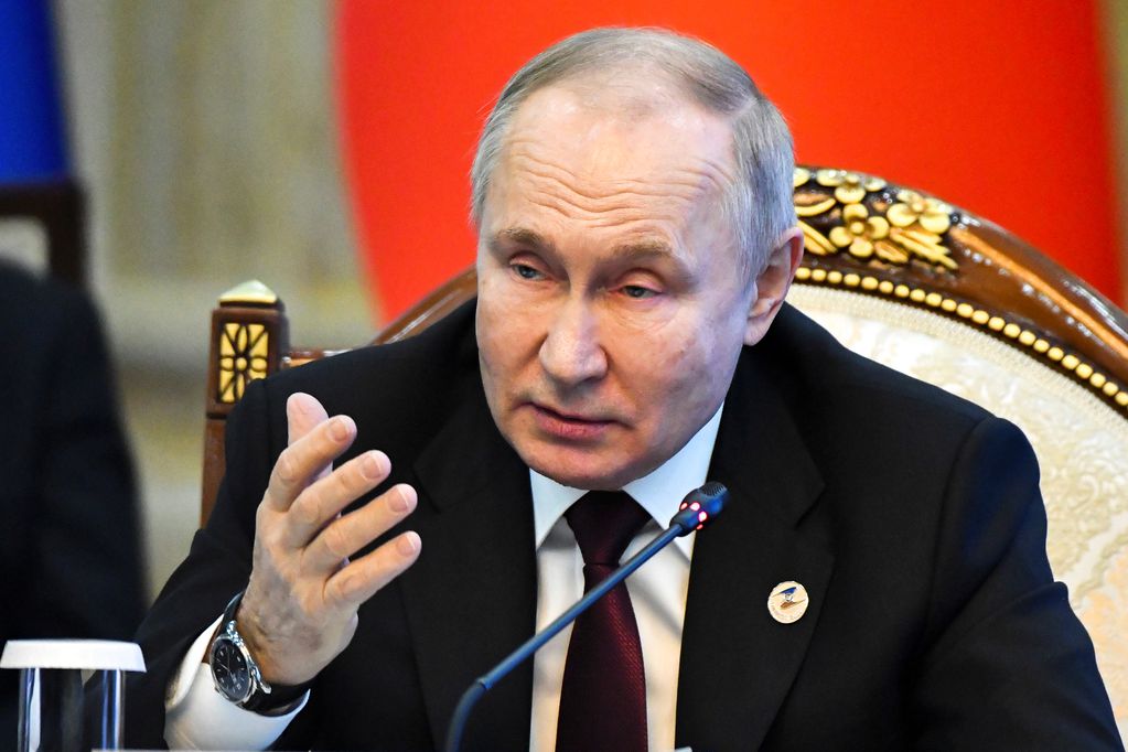 Vladímir Putin se muestra confiado sobre el desarrollo de la guerra contra Ucrania. Foto: AP / Vladimir Voronin.