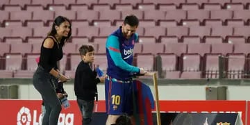 Lionel Messi y Antonela Roccuzzo en el Camp Nou