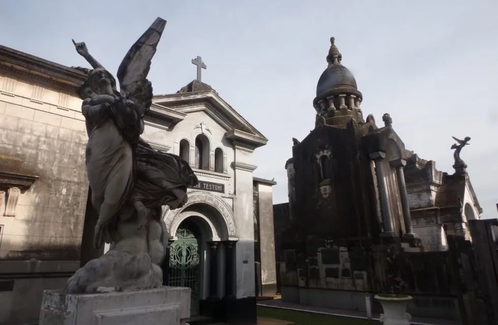 Habrá una nueva visita guiada por el Cementerio Municipal de Paraná
