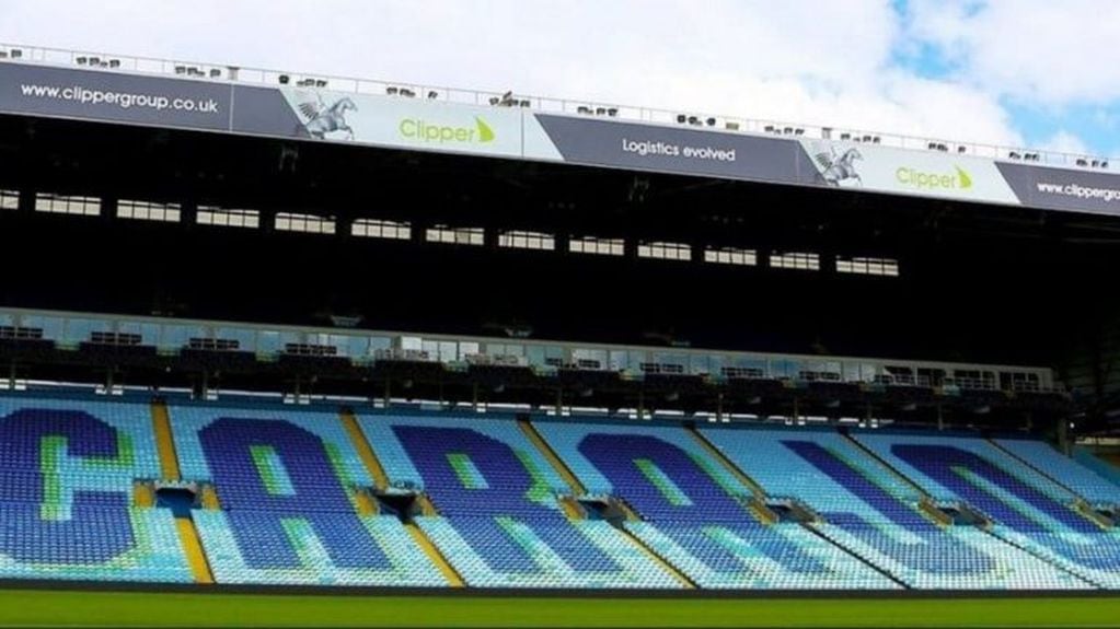 Los hinchas del Leeds United homenajean a Bielsa. (TyCSports)