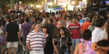 Optimismo. En Carlos Paz creen que la ciudad “va a explotar” de turistas. Piden reservar por anticipado (La Voz/Archivo). 