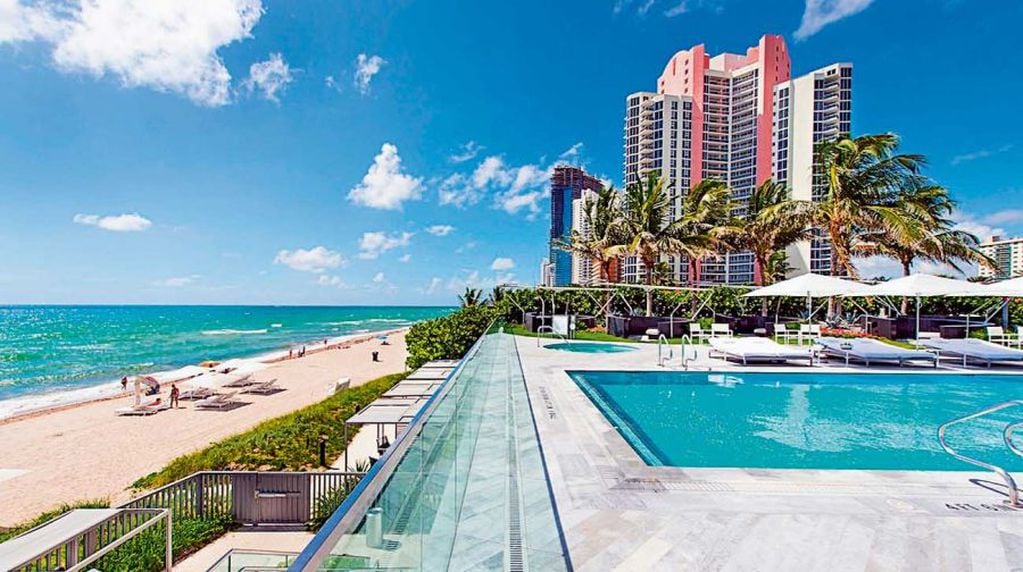 Cómo es el increíble departamento en el que se hospeda Lionel Messi y Antonela Roccuzzo en Miami