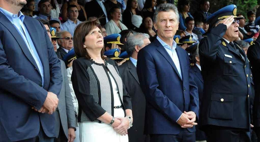 Patricia Bullrich y Mauricio Macri durante un acto (La Voz/Archivo).