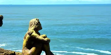 Escultura anónima en Mar del Plata