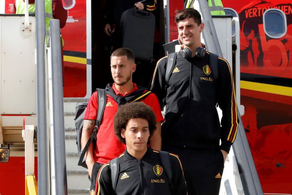 Soccer Football - World Cup - Belgium Arrival - Sheremetyevo International Airport, Moscow, Russia - June 13, 2018   Belgium's Eden Hazard and Thibaut Courtois during the arrival in Moscow   REUTERS/Tatyana Makeyeva