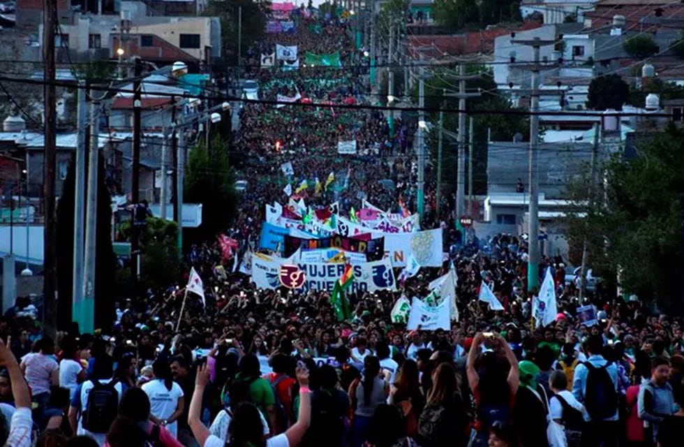 Imagen archivo. Marcha por el 8 de marzo de 2018 en Chubut.