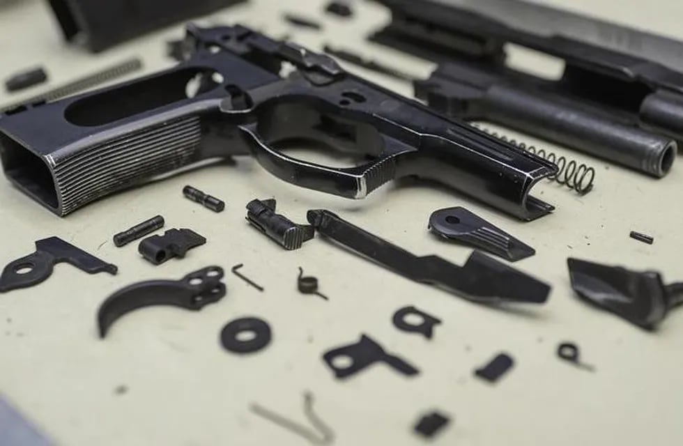 En el robo habrían usado una de las pistolas que fueron robadas de la Jefatura de Policía hace seis años.