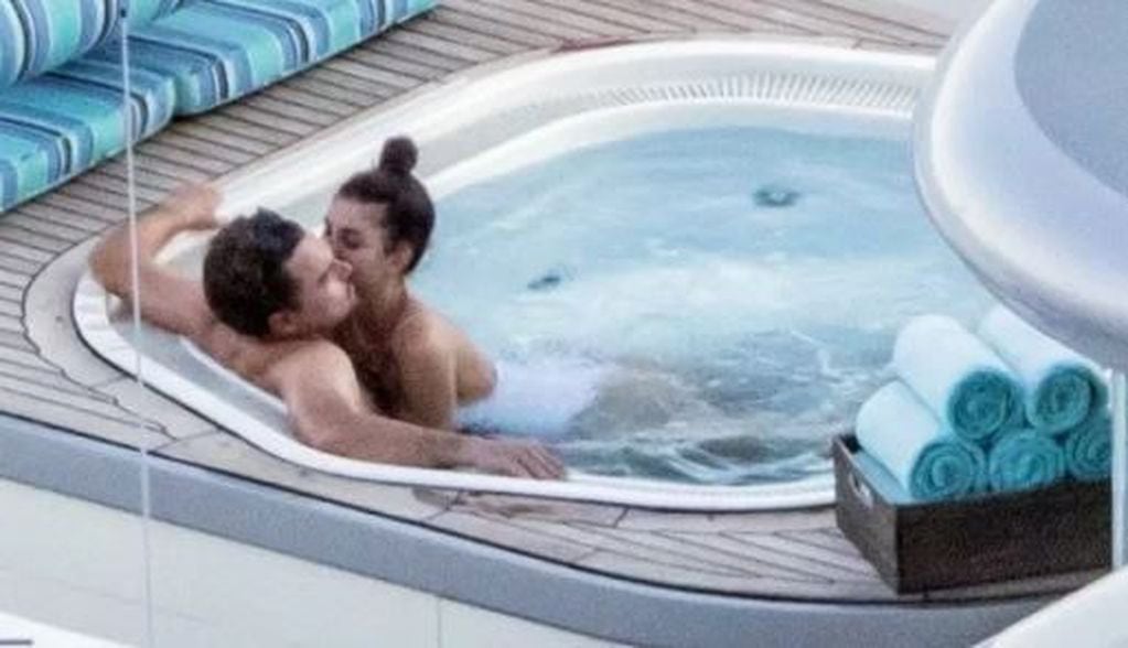 Se filtraron fotos de Leonardo DiCaprio y Camila Morrone en un jacuzzi en Italia