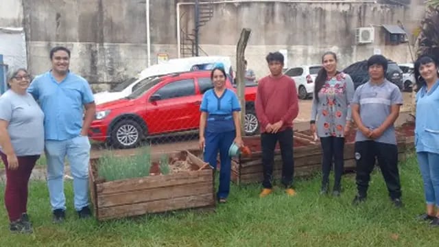 Materializan proyecto de “huerta escolar” entre institución educativa y comunidades indígenas
