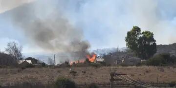 Córdoba. Incendio en la zona del basural de La Cumbre.