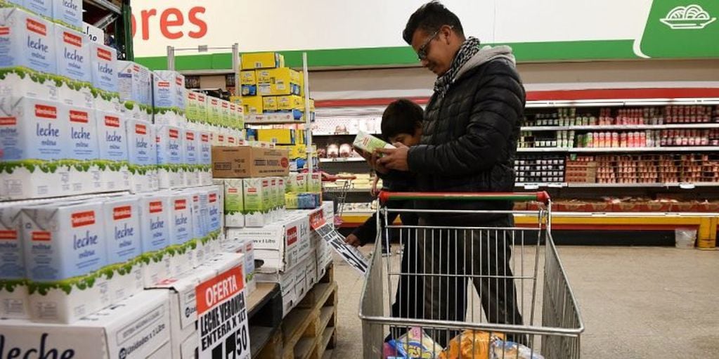 Compras en supermercados (Archivo Los Andes)