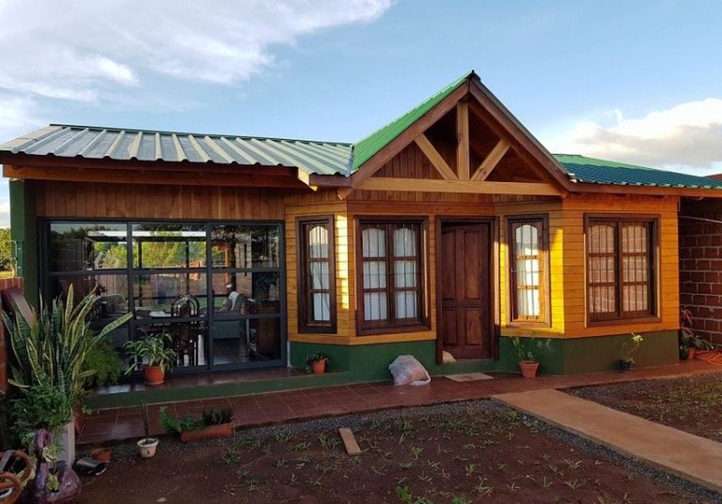 Ejemplo de una vivienda de madera, como la que construye una empresa de Misiones. (MisionesOnline)