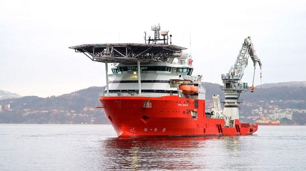El Seabed Constructor participó del rescate y lleva a bordo una mujer con destino a Malvinas.
