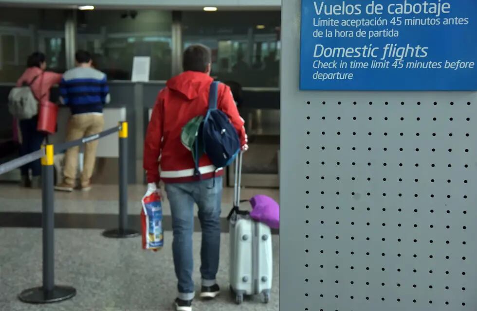 Vuelos. En octubre, la cantidad de pasajeros transportados en vuelos de cabotaje estuvo casi en el mismo nivel que en igual mes de 2019. (Facundo Luque/La Voz/Archivo)
