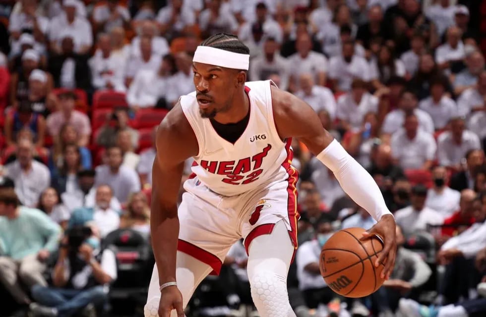 Jimmy Butler comandó a Miami Heat hacia la final de la Conferencia Este.
