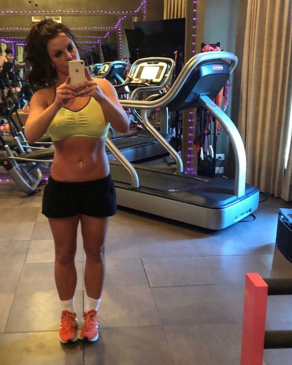 La cantante es conocida por sus diferentes entrenamientos físicos. (Instagram/ @britneyspears)