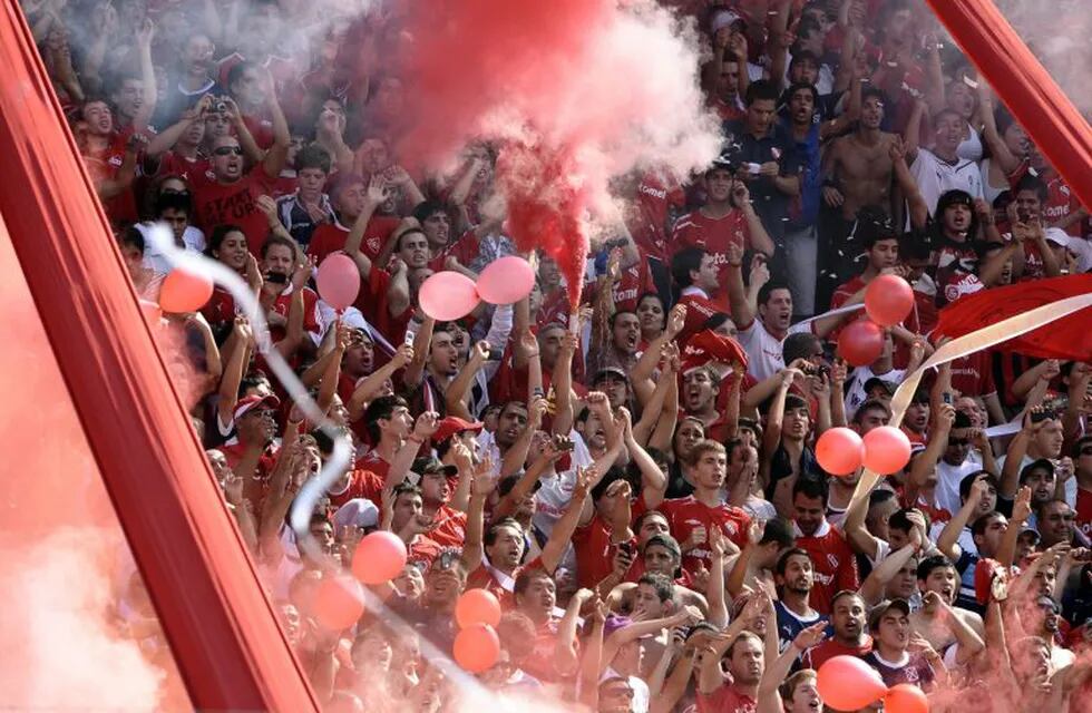 Independiente repudió el enfrentamiento entre hinchas violentos - AFP PHOTO / Alejandro PAGNI