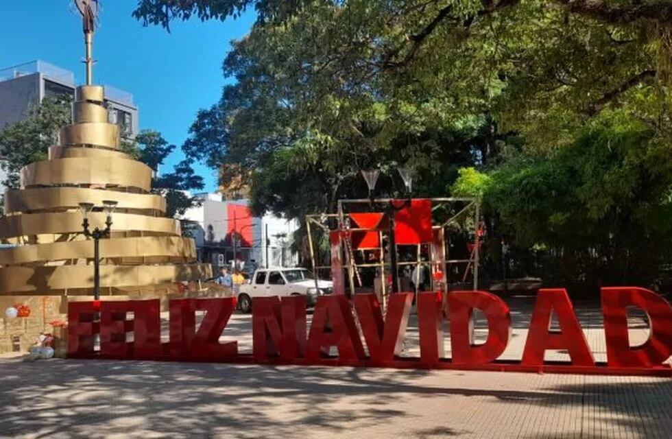 Este martes encenderán las luces del arbolito en Posadas dando inicio a la temporada navideña en la ciudad.