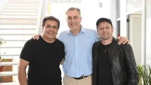Luis Castellano con Julian Rivero y Ezequiel Fabro, los autores del tango para Rafaela