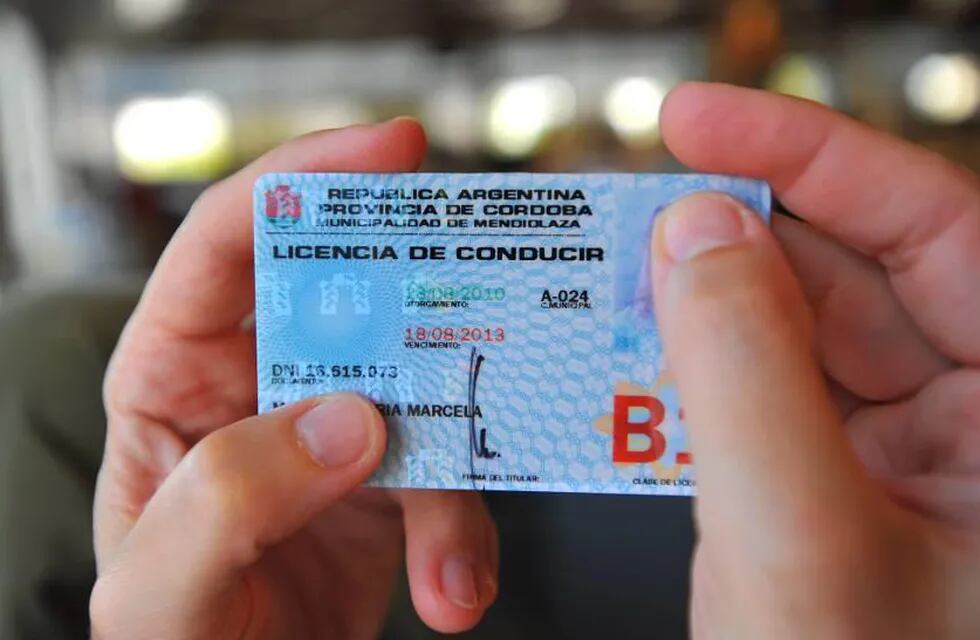 Le suspenden la licencia de conducir en Córdoba (LaVoz/Archivo).