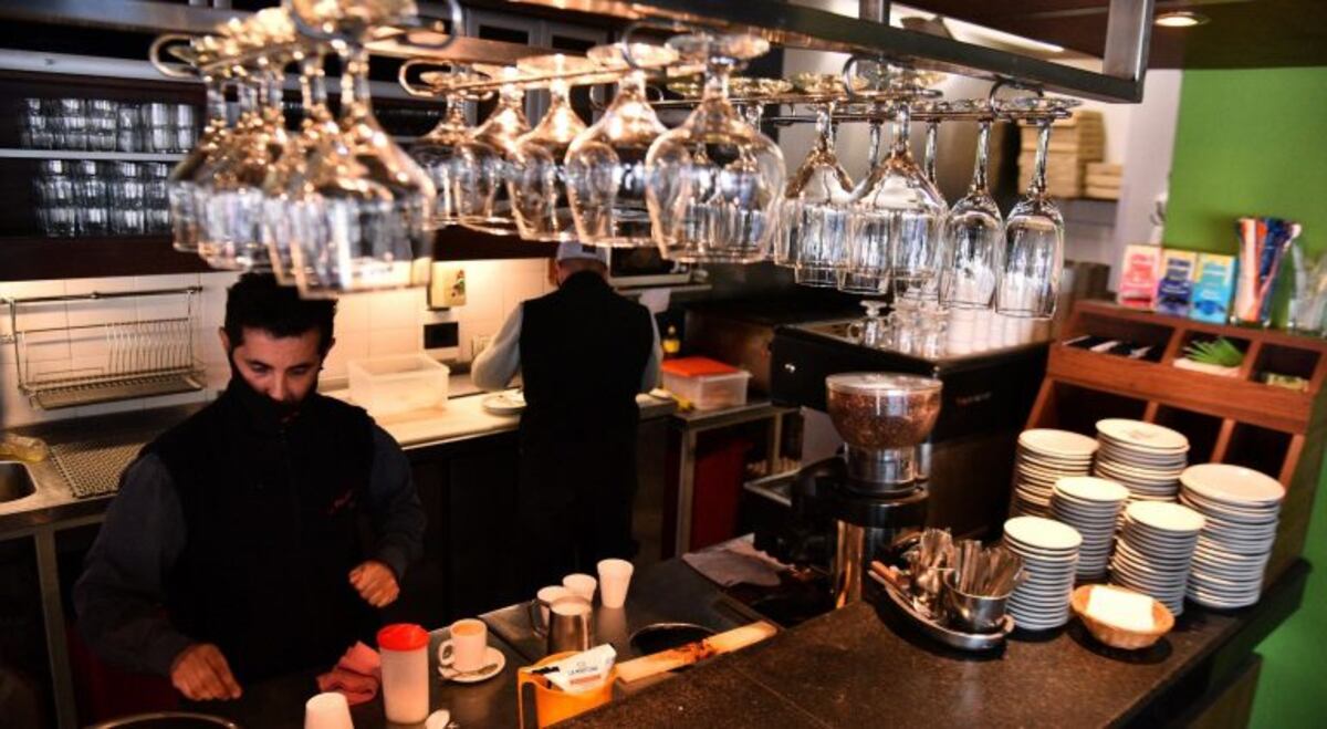 Restricciones en Córdoba: la Cámara de Restaurantes y Bares presentó una contrapropuesta | Vía Córdoba