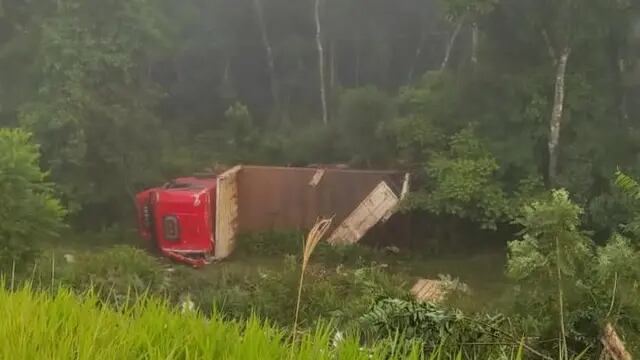El Soberbio: Un camionero falleció tras despistar sobre la ruta provincial 13