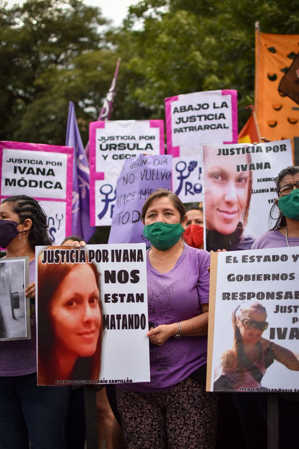 Marcha en Córdoba por los femicidios de Ivana Módica y los otros siete registrados en Córdoba en lo que va del 2021.
