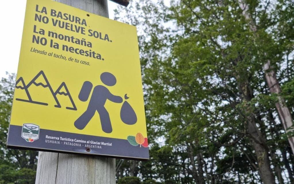Ushuaia: recuerdan a los excursionistas la importancia de tomar recaudos