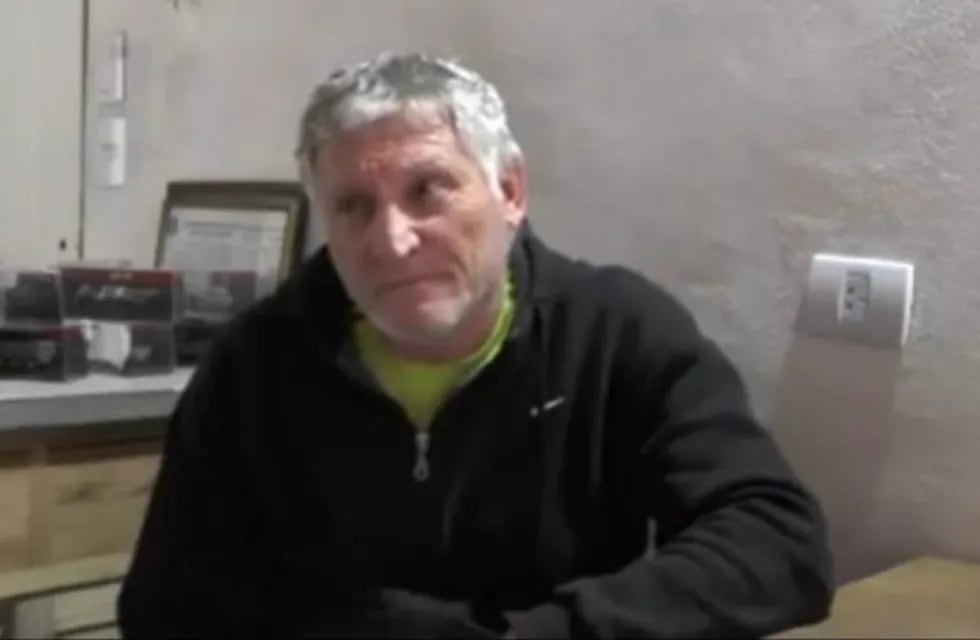 Julio Carballo en una entrevista televisiva de Capilla del Monte. (Foto: captura de pantalla video).