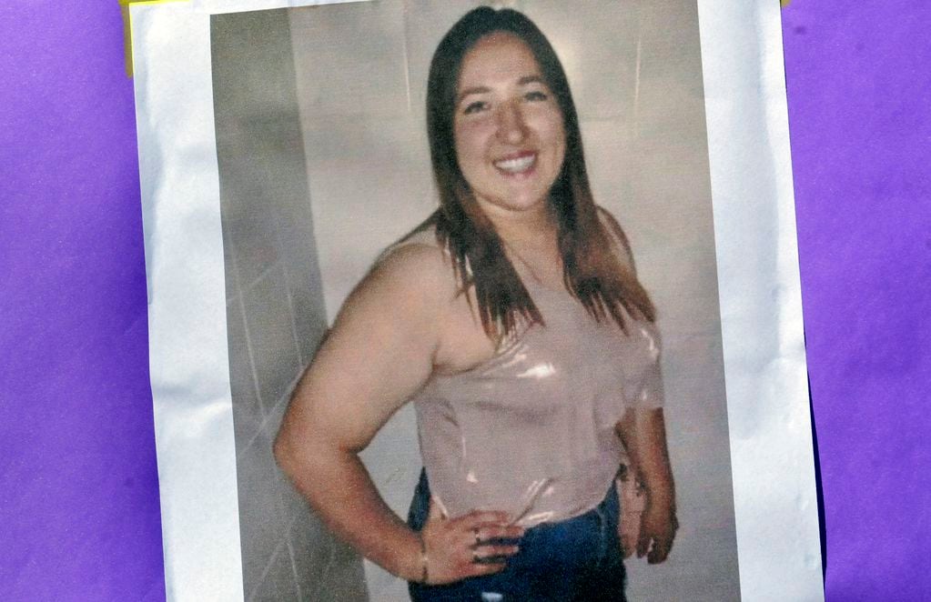Femicidio en RivadaviaLa joven asesinada fue identificada como Karen Ríos (20). El femicida, Hugo Orlando Sosa (41), fue capturado. 

Foto: Orlando Pelichotti / Los Andes