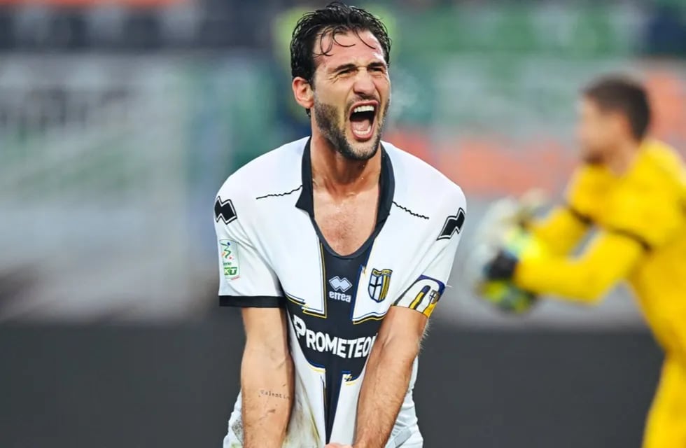Franco Vázquez (34 años) se desvinculó del Parma pero seguiría en Italia, con un no a Belgrano (Prensa Parma)