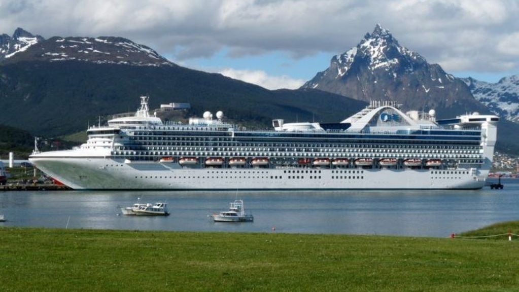 Los cruceros más grandes del mundo llegan hasta Ushuaia