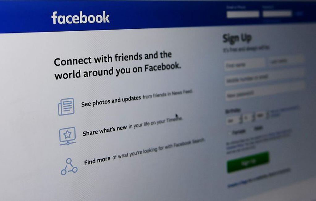 200 documentos prueban que Facebook compartió información personal sin autorización (AFP)