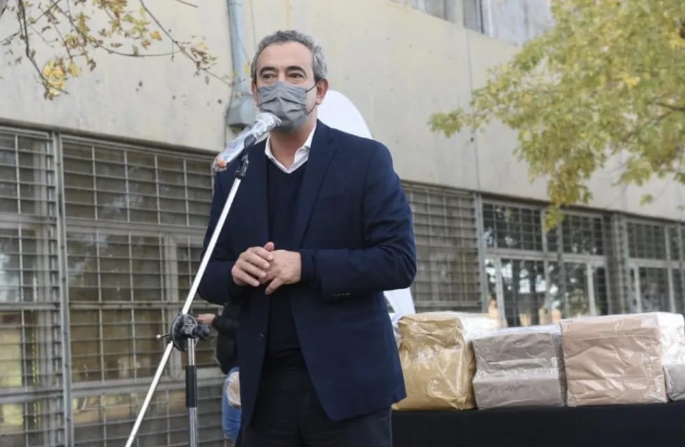 Pablo Javkin destacó la baja de contagios en Rosario