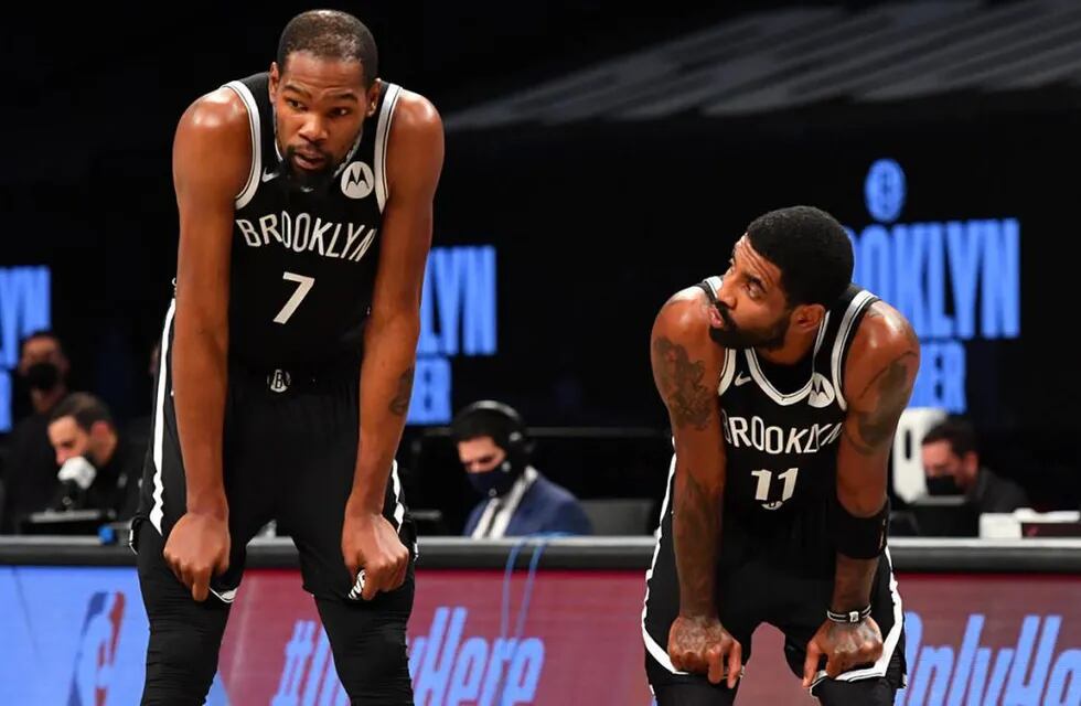 Kevin Durant y Kyrie Irving son las caras del fracaso de los Brooklyn Nets.