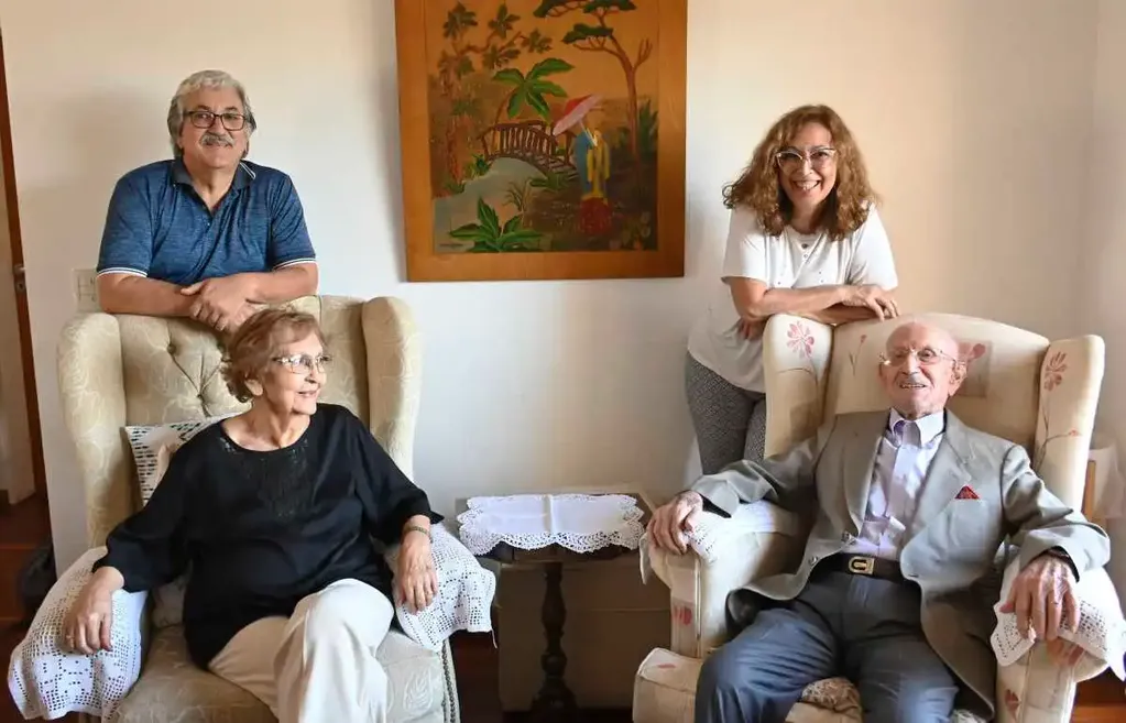 Aurelio Sebastián Celada está casado hace 64 años con María Scianca.