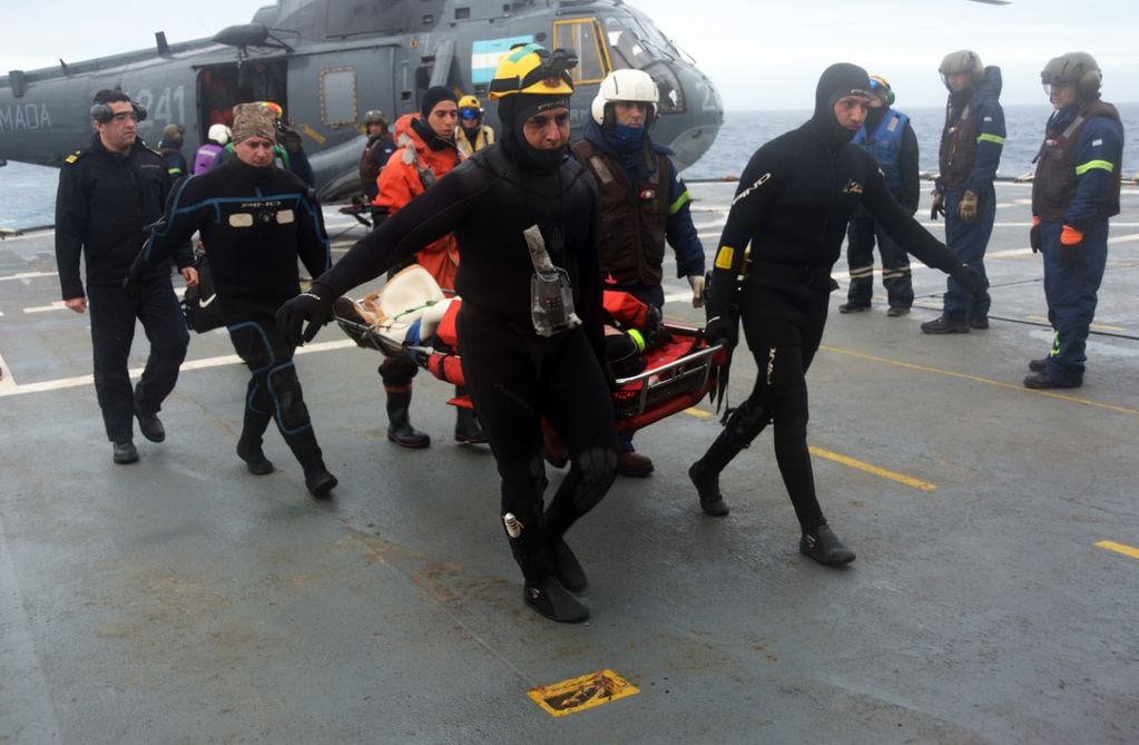 Rescataron a un tripulante herido cerca de las islas Georgias del Sur