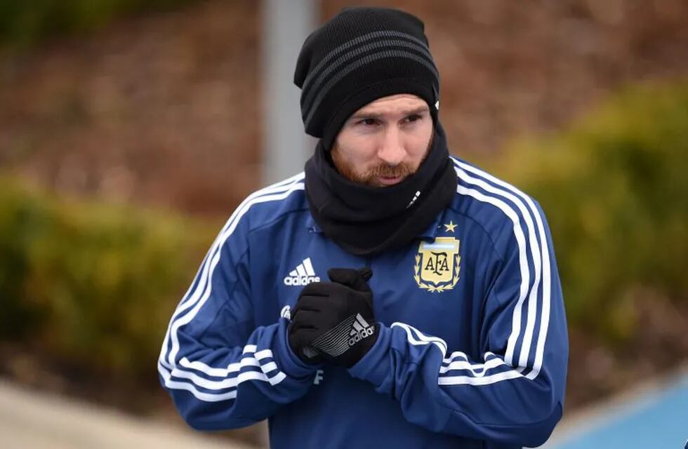 Messi, ausente ante Italia por una sobrecarga muscular. Foto: AFP.